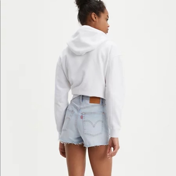 Levi’s Ribcage Short - Picture 7 of 8